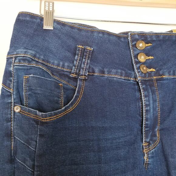 NWT's - GOGO Denim Jeans Super Stretch Skinny Columbian Push Up Jeans Size 15/32 - Picture 3 of 14